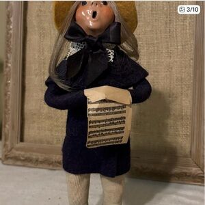 Byers Choice Caroler Vintage